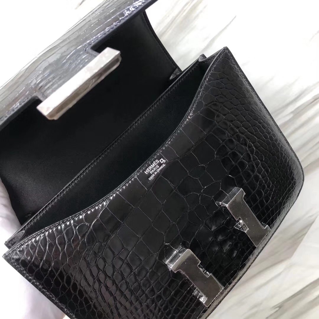 Stock Hermes CK89 Noir Shiny Crocodile Constance Bag24CM Silver Hardware
