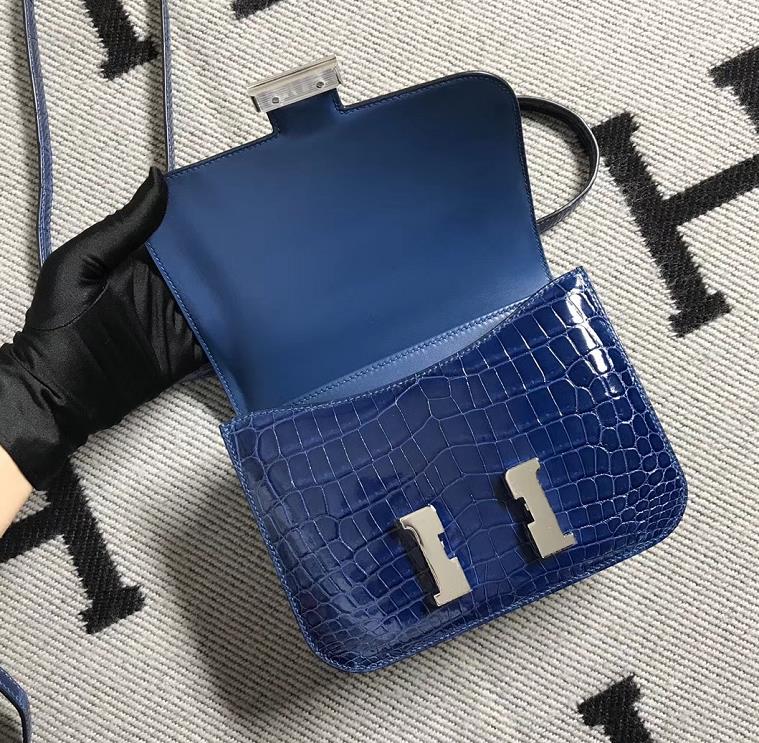 Stock Hermes Shiny Crocodile Constance Bag19CM in Royal Blue Silver Hardware