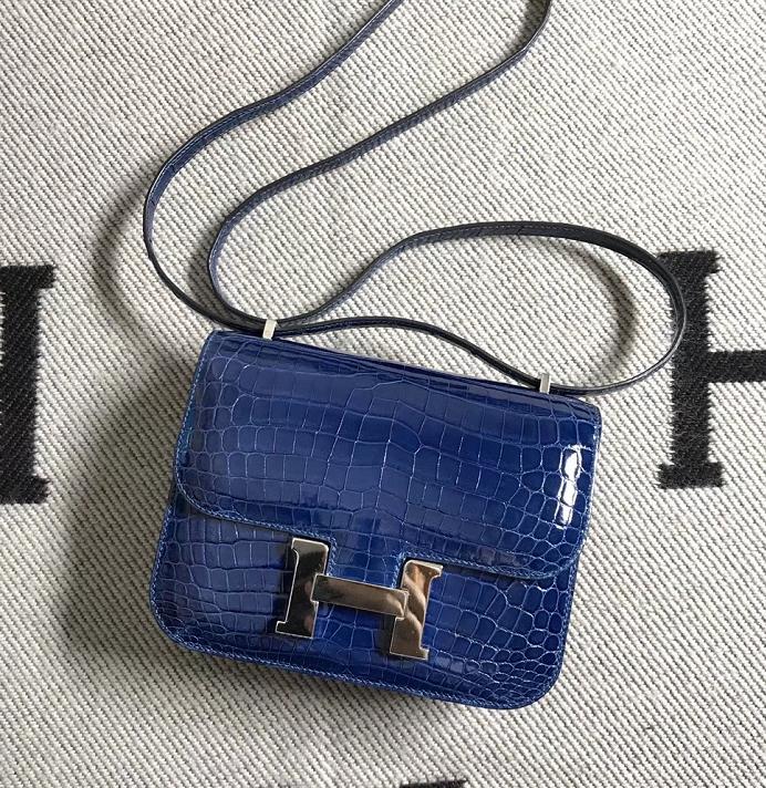 Stock Hermes Shiny Crocodile Constance Bag19CM in Royal Blue Silver Hardware