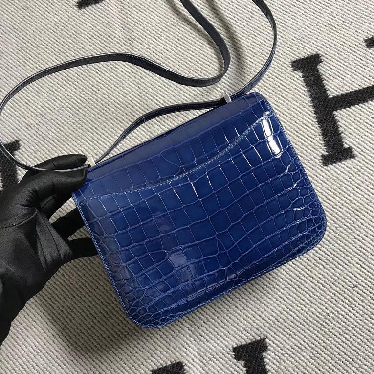 Stock Hermes Shiny Crocodile Constance Bag19CM in Royal Blue Silver Hardware