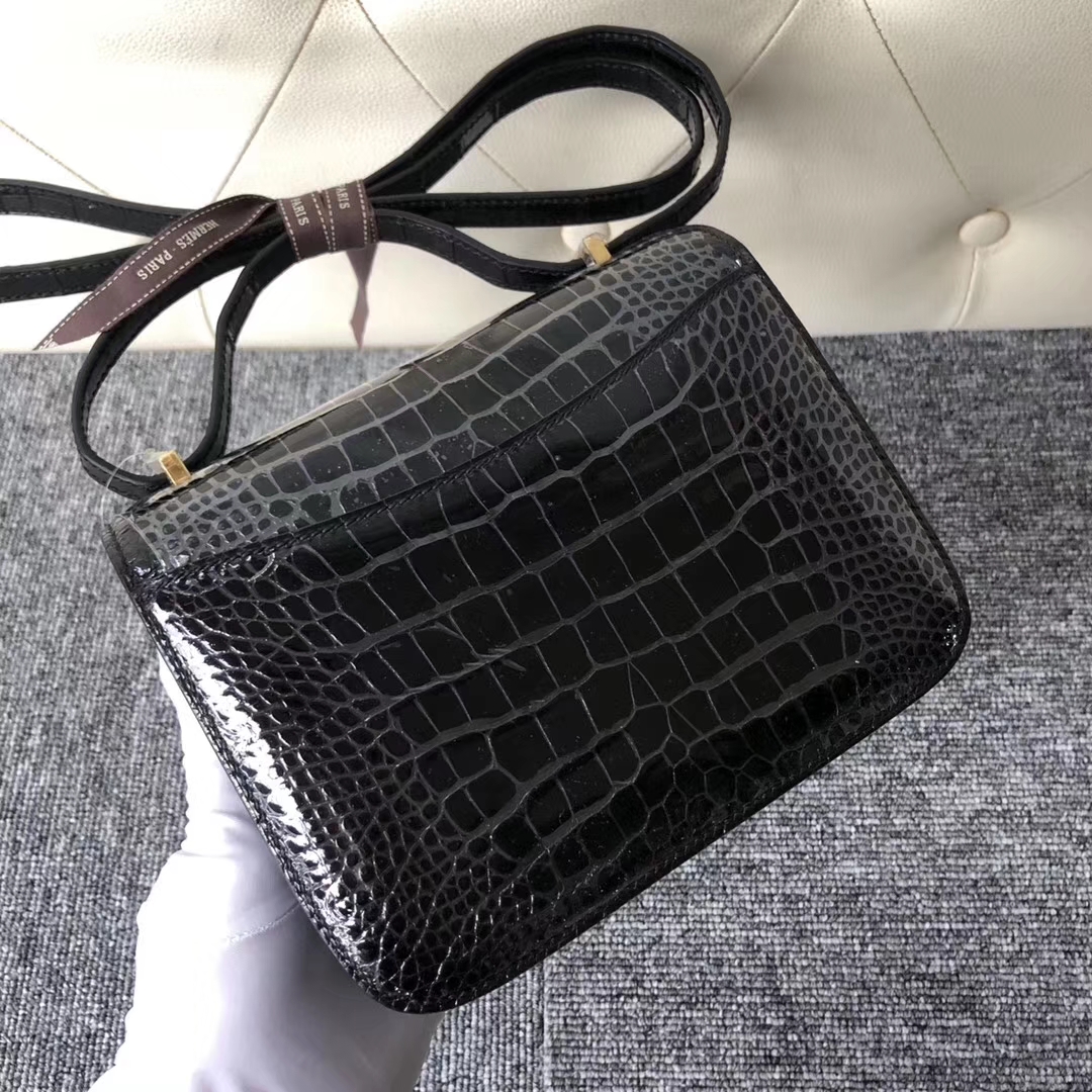 Stock Hermes CK89 Noir Shiny Crocodile Constance18CM Bag Silver/Gold Hardware
