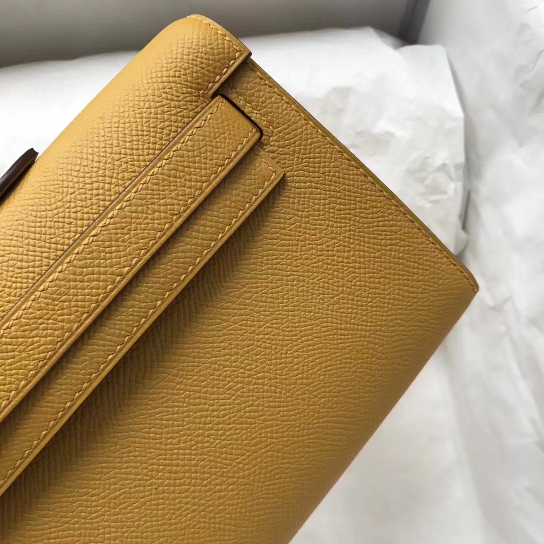 New Hermes Epsom Calf Kelly Cut Evening Bag in 9D Ambre Yellow Gold Hardware