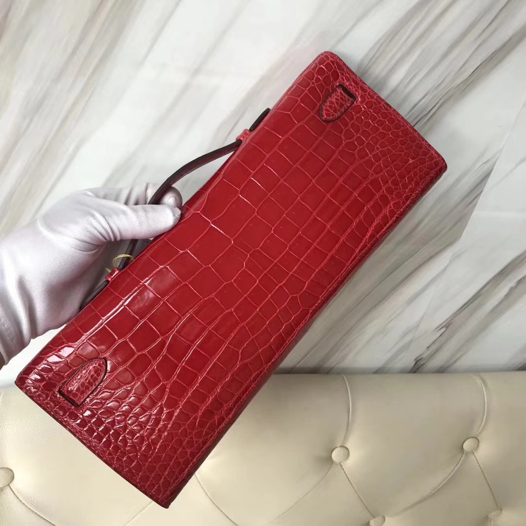 Pretty Hermes CK95 Braise Shiny Crocodile Leather Kelly Cut Evening Bag Gold Hardware