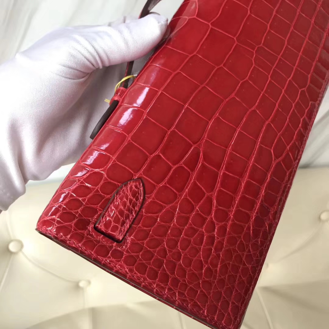 Pretty Hermes CK95 Braise Shiny Crocodile Leather Kelly Cut Evening Bag Gold Hardware