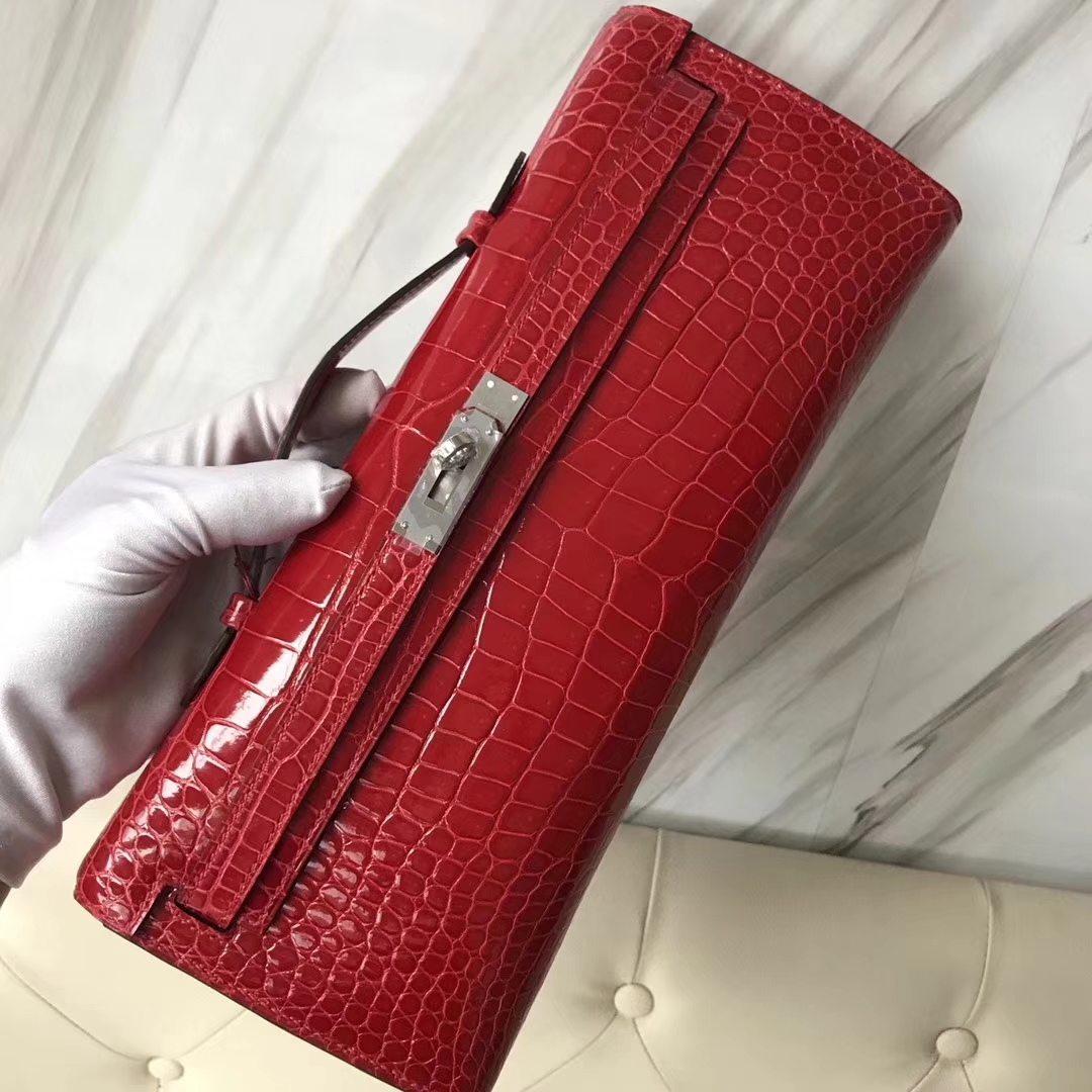 Pretty Hermes Shiny Crocodile Leather Kelly Cut Clutch Bag in CK95 Braise Silver Hardware