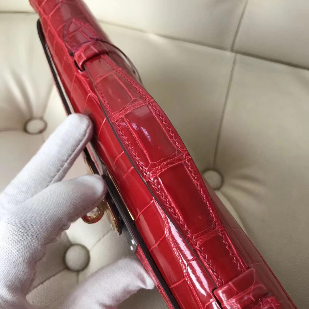 Sale Hermes CK95 Braise Porosus Shiny Crocodile Kelly Cut Clutch Bag Gold Hardware