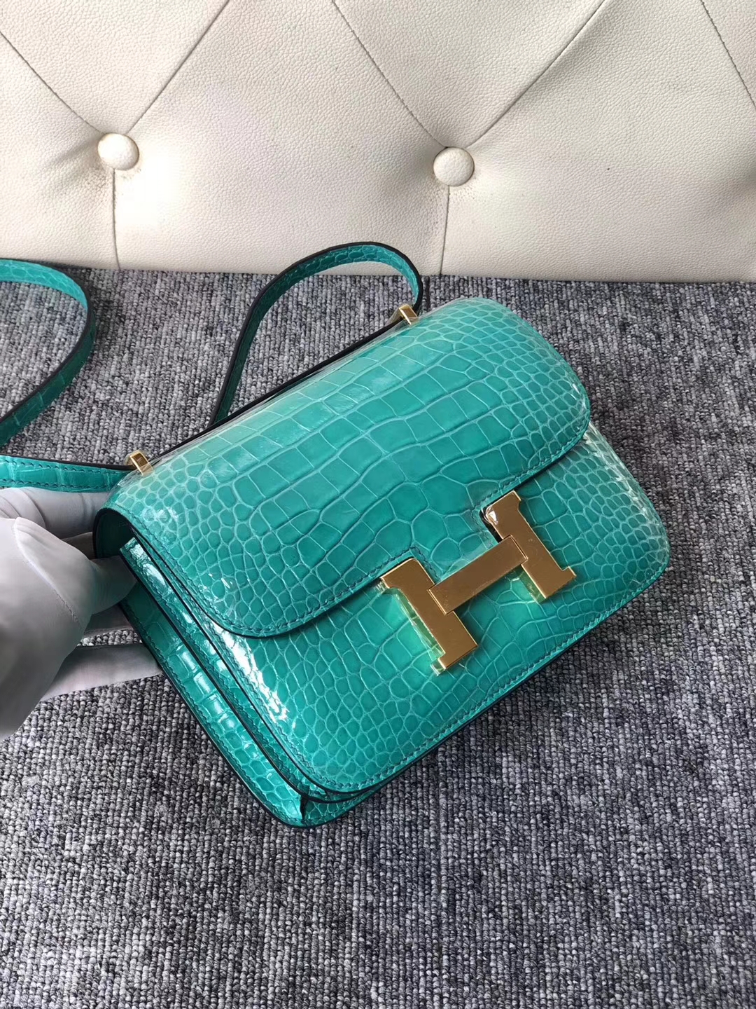 Luxury Hermes 6O Vert Emperor Shiny Crocodile Constance Bag18CM Gold Hardware