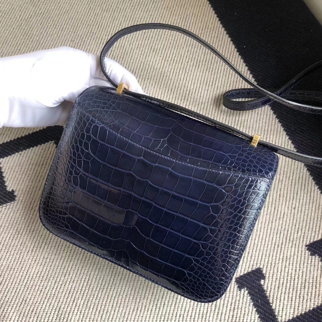 Stock Hermes CK73 Blue Sapphire Shiny Crocodile Constance Bag19CM Gold Hardware