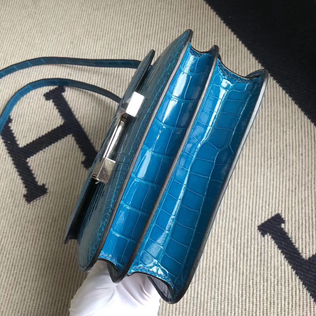 Luxury Hermes 7W Blue Izmir Shiny Crocodile Constance Bag19CM Silver Hardware