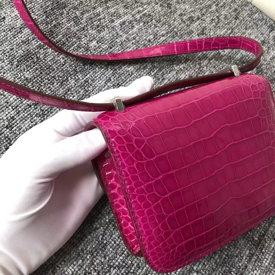 Pretty Hermes J5 Rose Scheherazade Shiny Crocodile Constance14CM Bag Silver Hardware