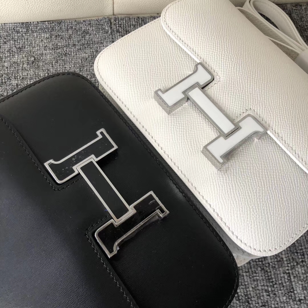 Stock Hermes Black VS 01White Box Calf Constance18cm Bag Enamel Hardware