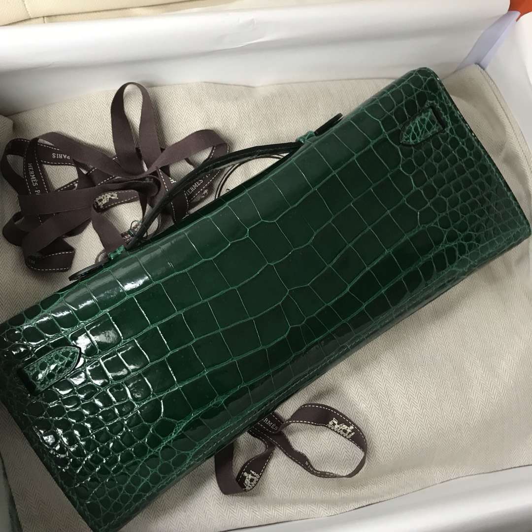 Elegant Hermes CK67 Vert Fonce Shiny Crocodile Leather Kelly Cut Evening Bag Gold Hardware