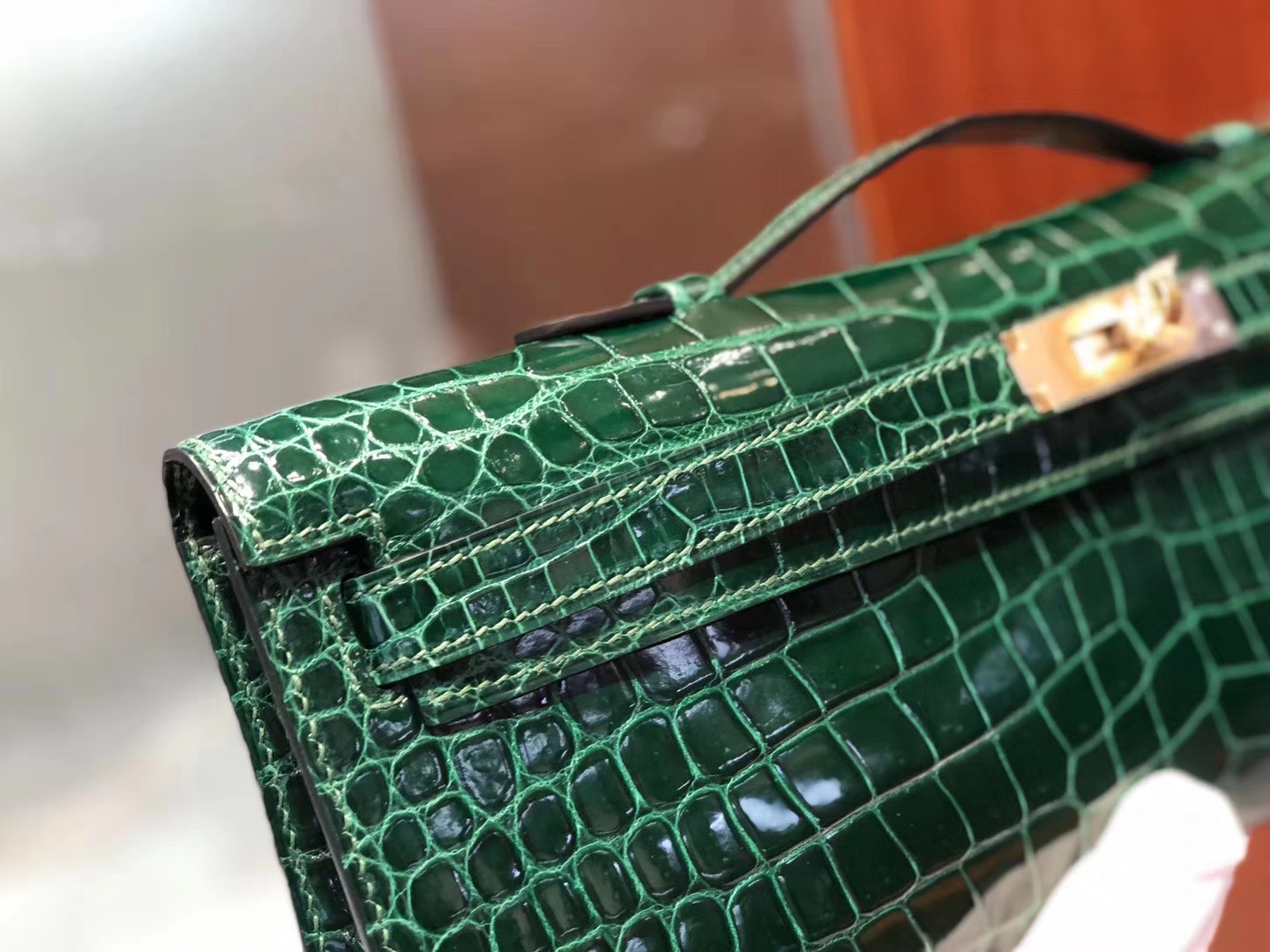 Discount Hermes Porosus Crocodile Kelly Cut Clutch Bag CK67 Vert Fonce Gold Hardware