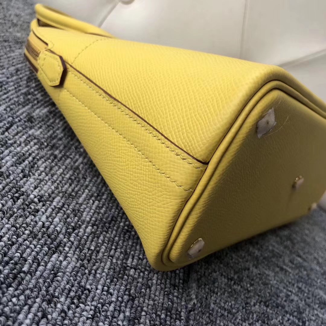 Stock Hermes 9o Jaune de Naples Epsom Calf Bolide27CM Tote Bag Gold Hardware