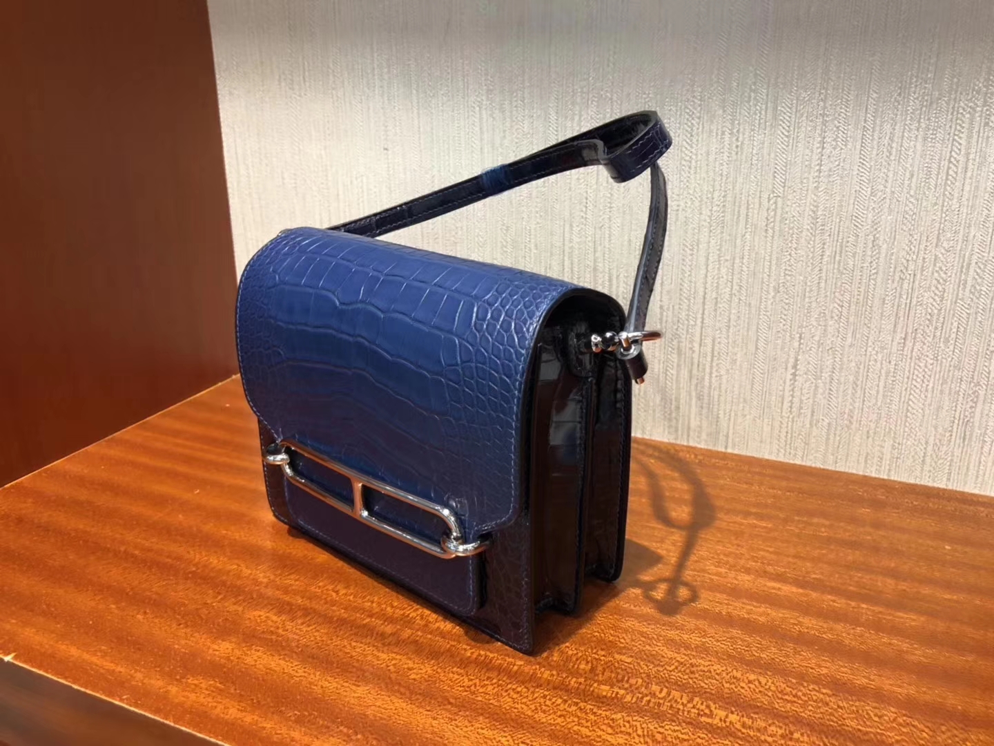 Fashion Hermes Blue Malta/Blue Saphir Crocodile Leather Roulis Bag18CM Silver Hardware