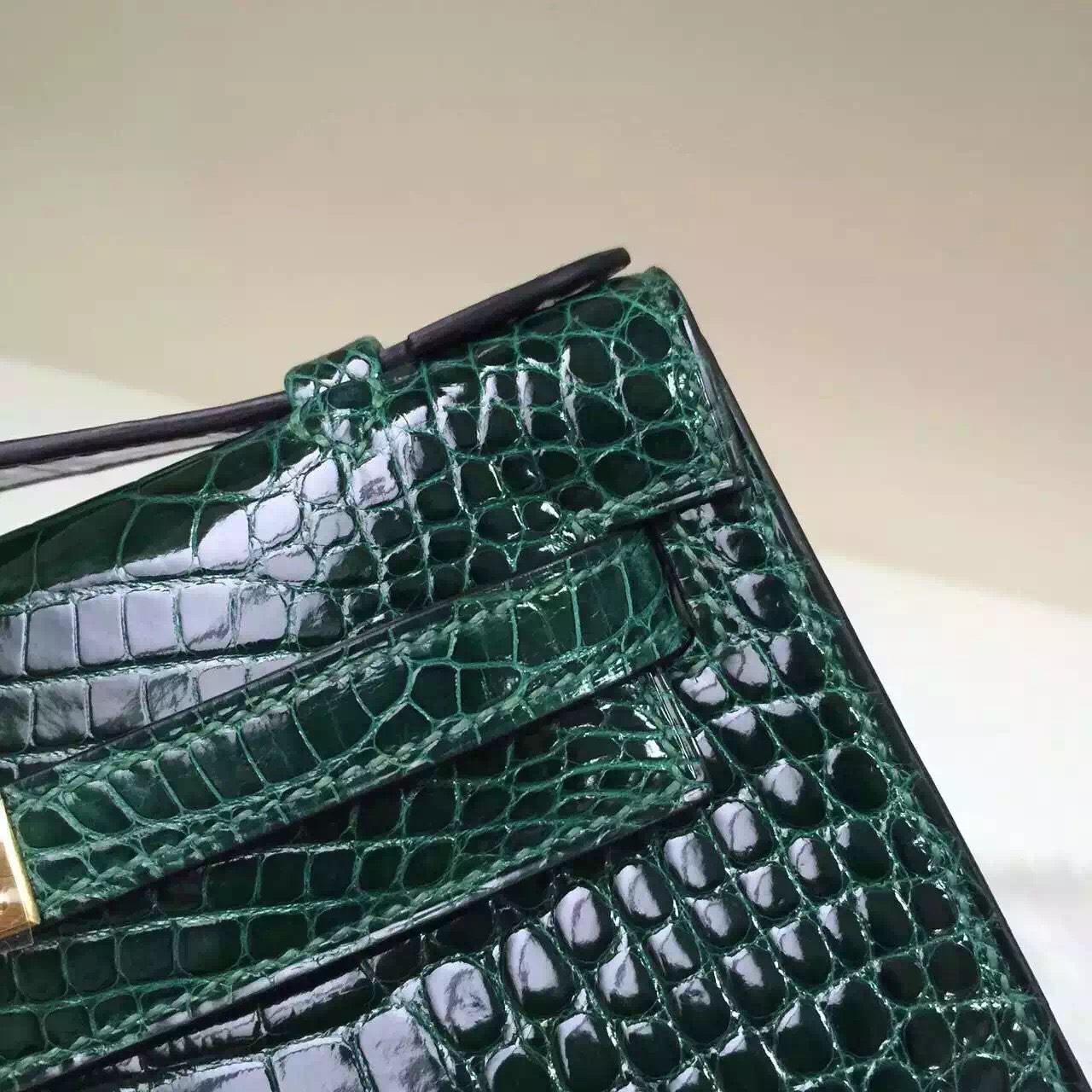 Hermes MiniKelly Pochette 22cm in CK67 Vert fonce Crocodile Leather