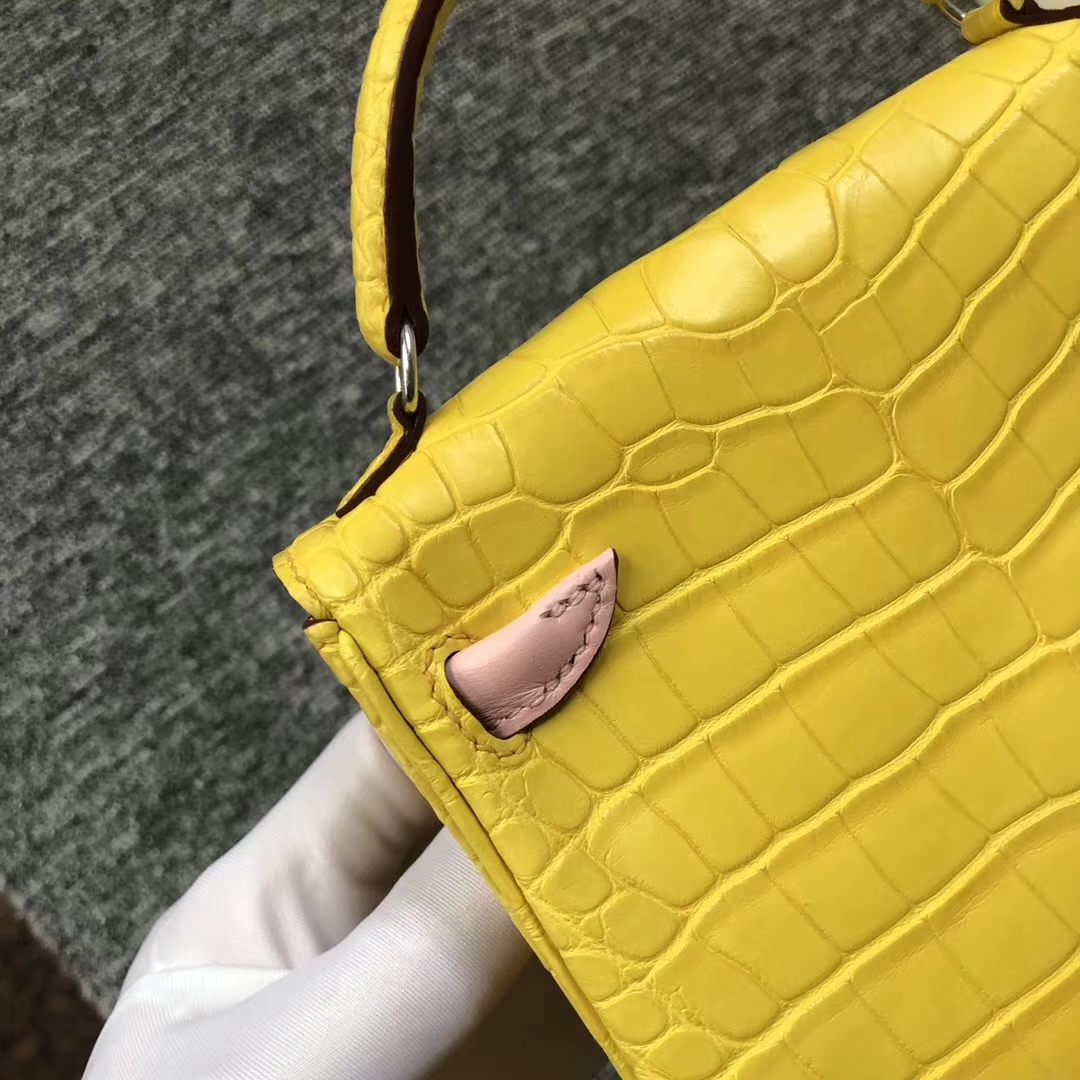 Lovely Hermes 9R Lemon Yellow/3Q Pink Matt Crocodile Kelly Doll Bag16CM Silver Hardware