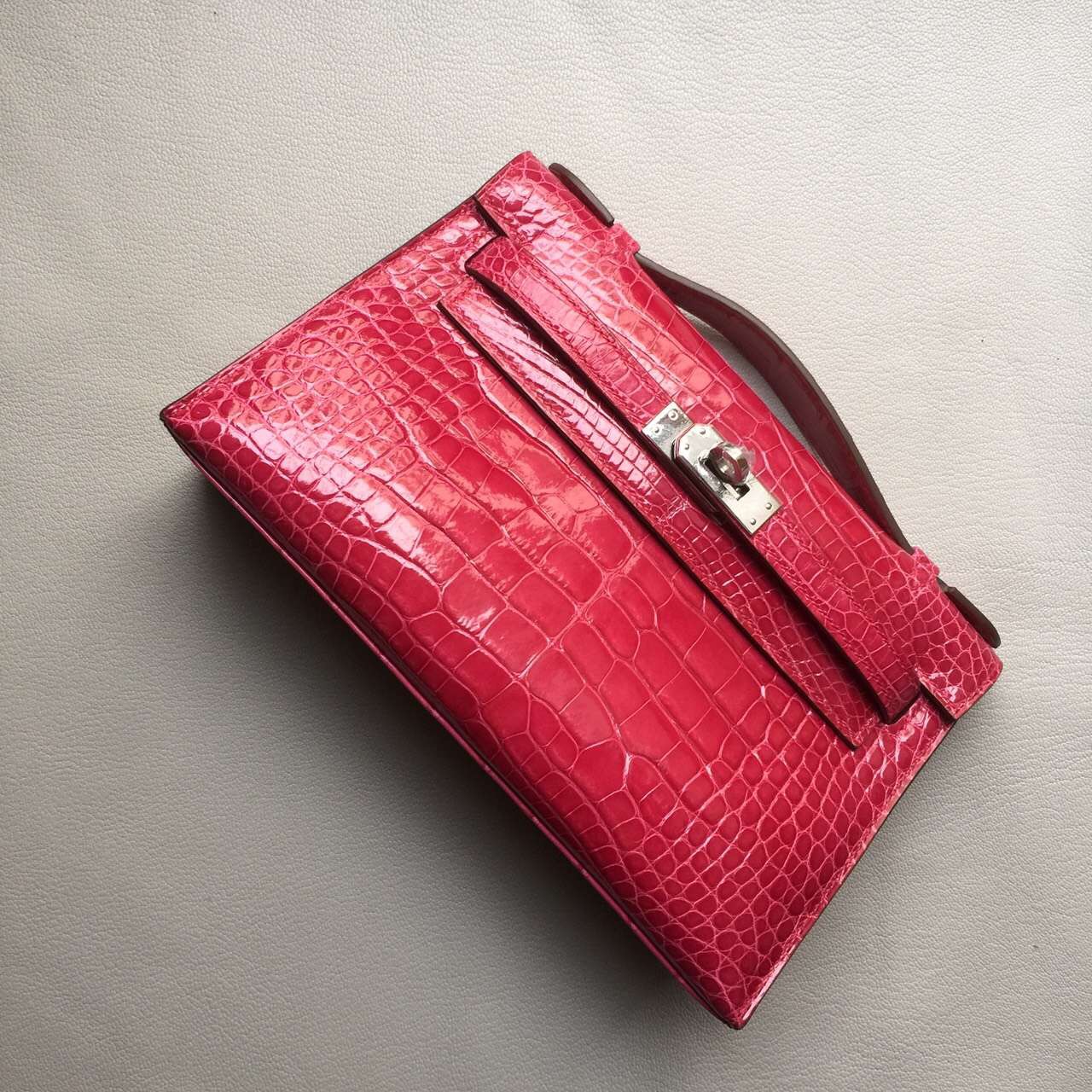 Hermes 5J Rose Scheherazade Crocodile Shiny Leather Mini Kelly Bag 22CM