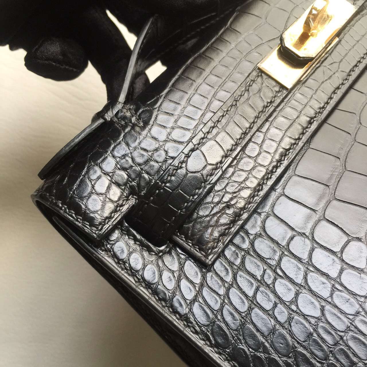 Discount Hermes Crocodile Matt Leather Mini Kelly Clutch Bag in CK89 Black