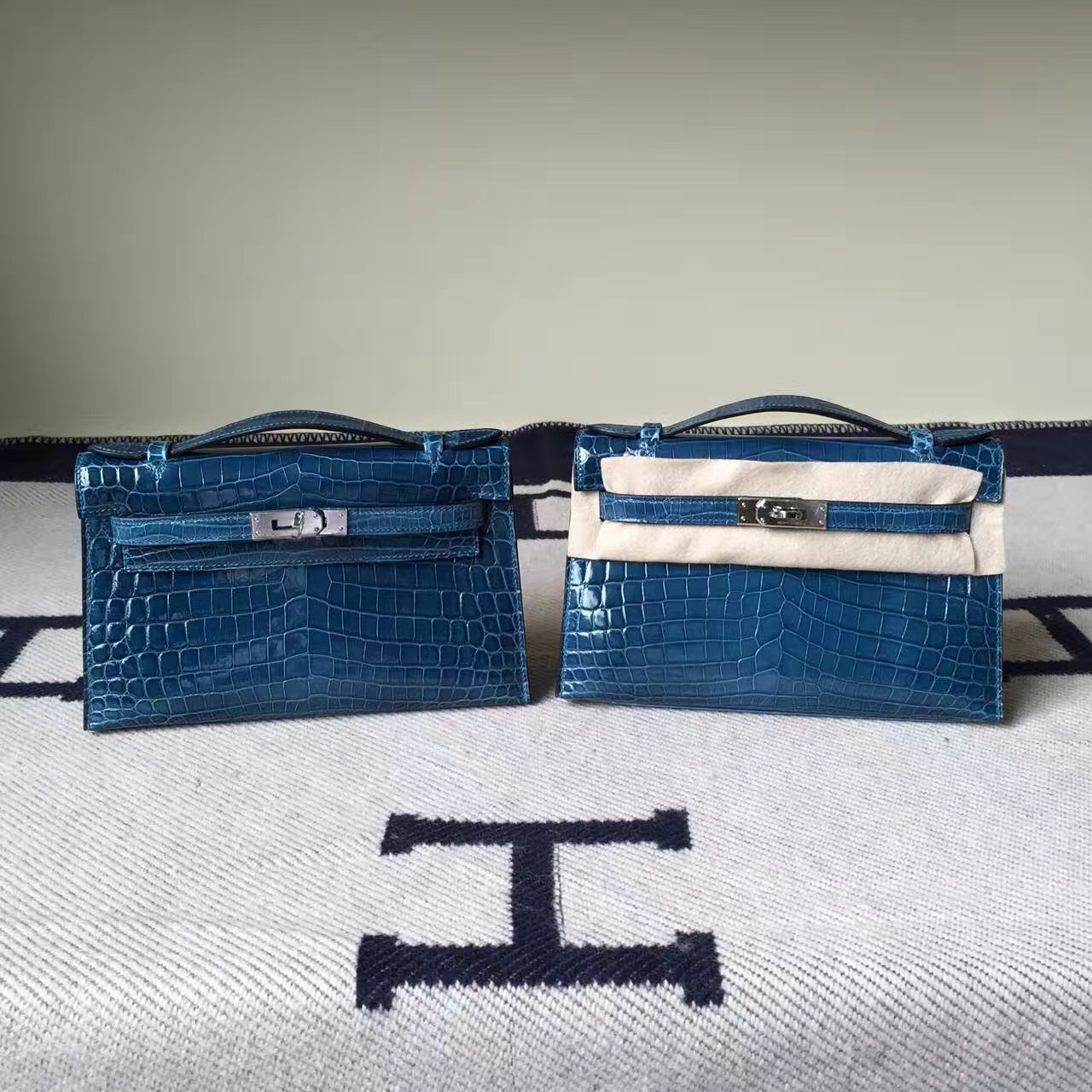 Wholesale Hermes Crocodile Shiny Leather Minikelly Pochette 22CM in 1P Duck Blue