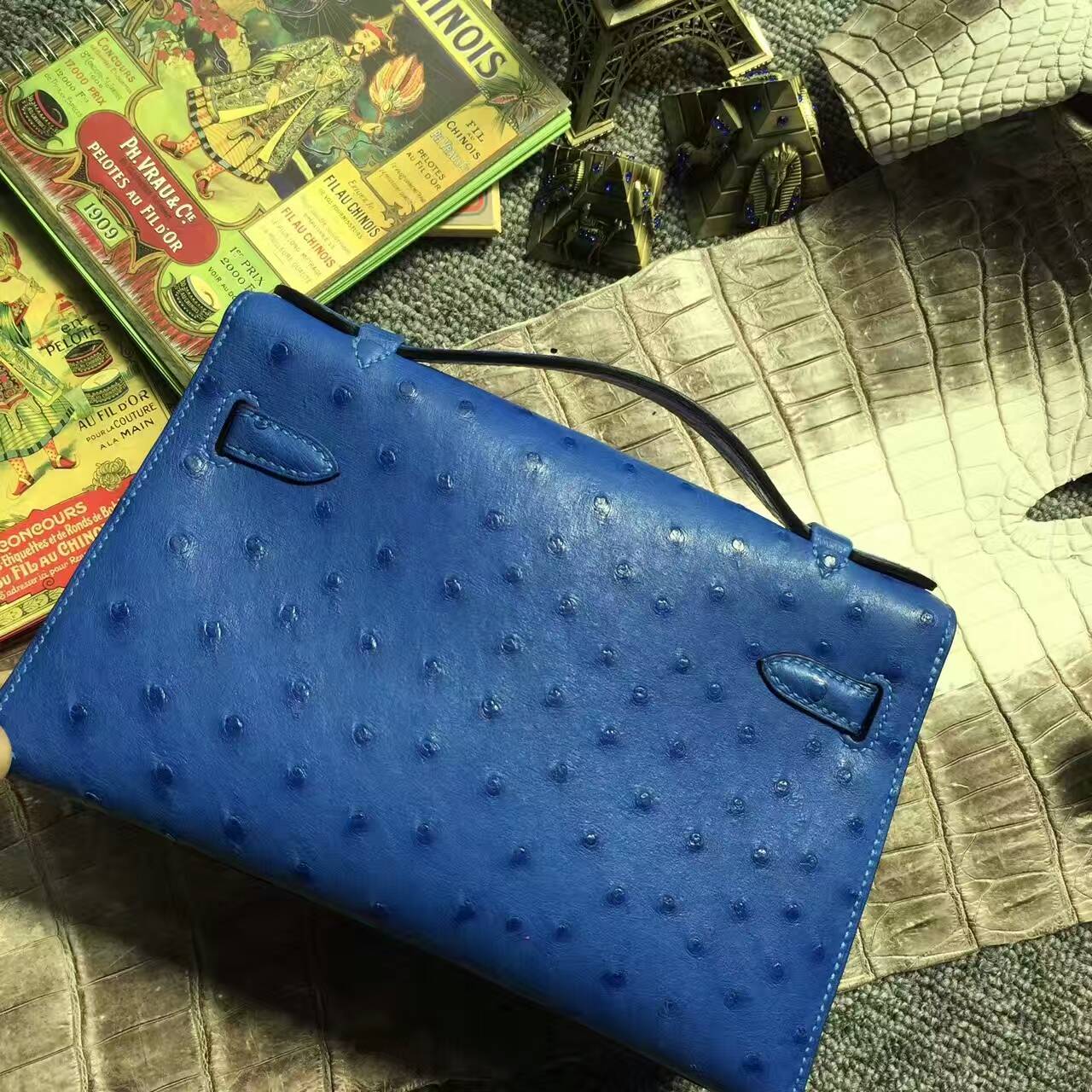 Hand Stitching Hermes 7T Blue Electric KK Ostrich Leather Minikelly Pochette Bag 22CM
