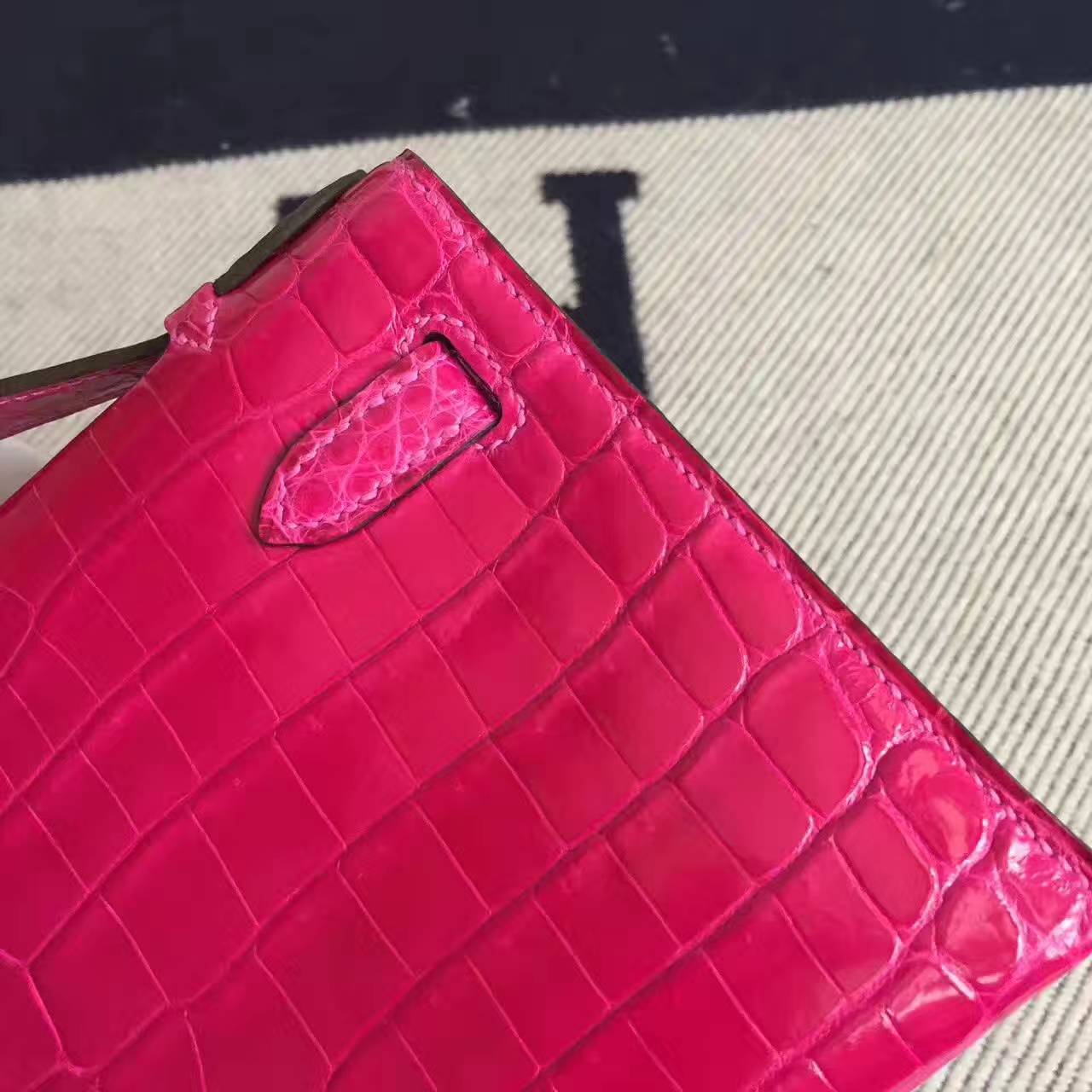 New Arrival Hermes J5 Rose Scheherazade Crocodile Shiny Leather Minikelly 22cm