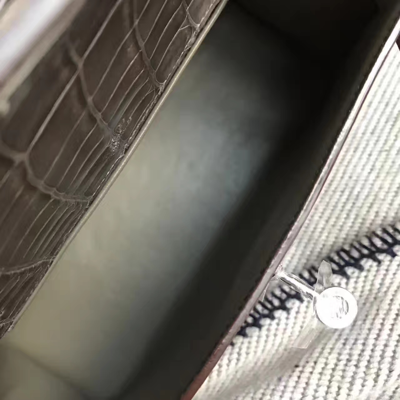 New Arrival Hermes C18 Etoupe Grey Crocodile Shiny Leather Minikelly Bag 22cm