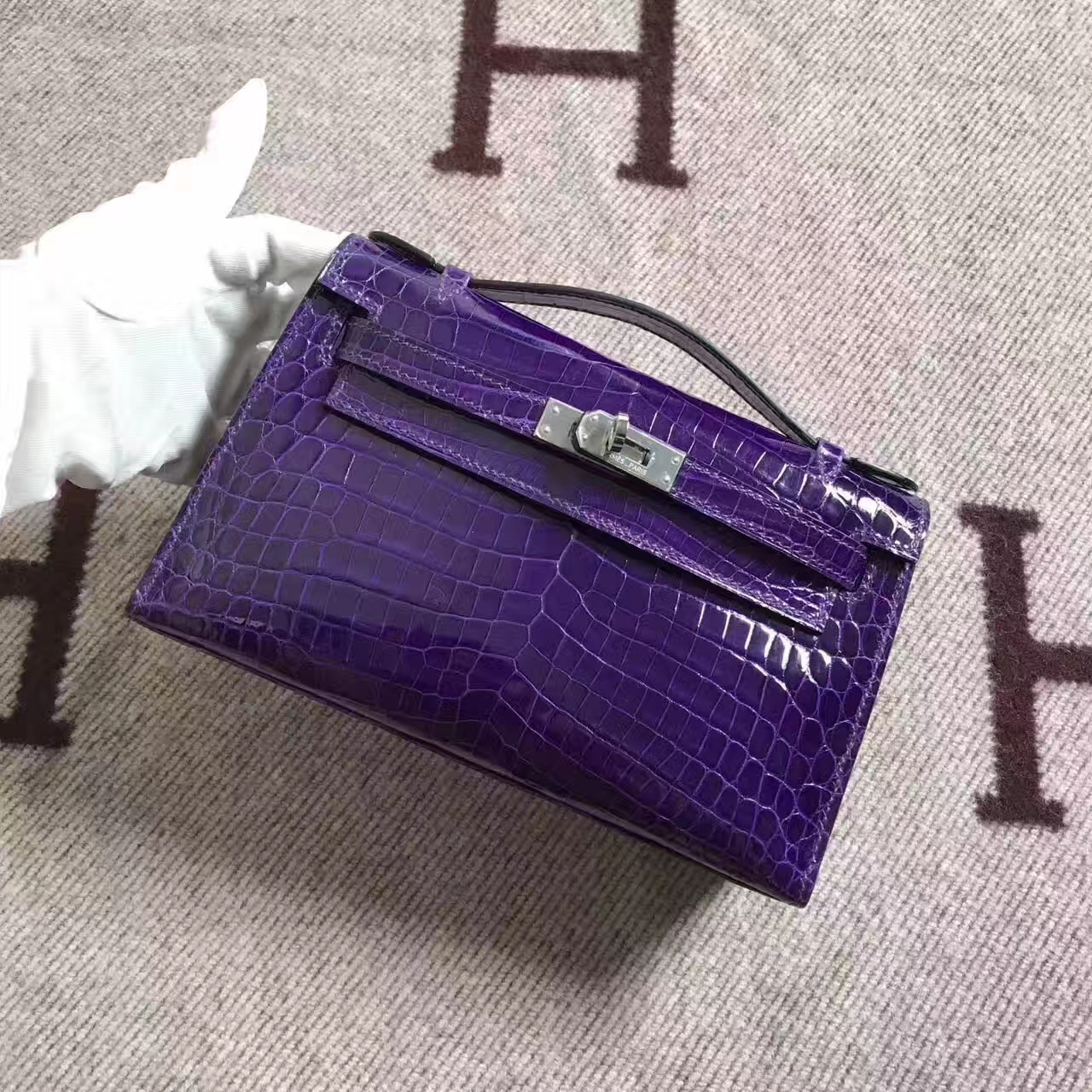 Wholesale Hermes Minikelly Clutch Bag in 9K Iris Purple Crocodile Leather