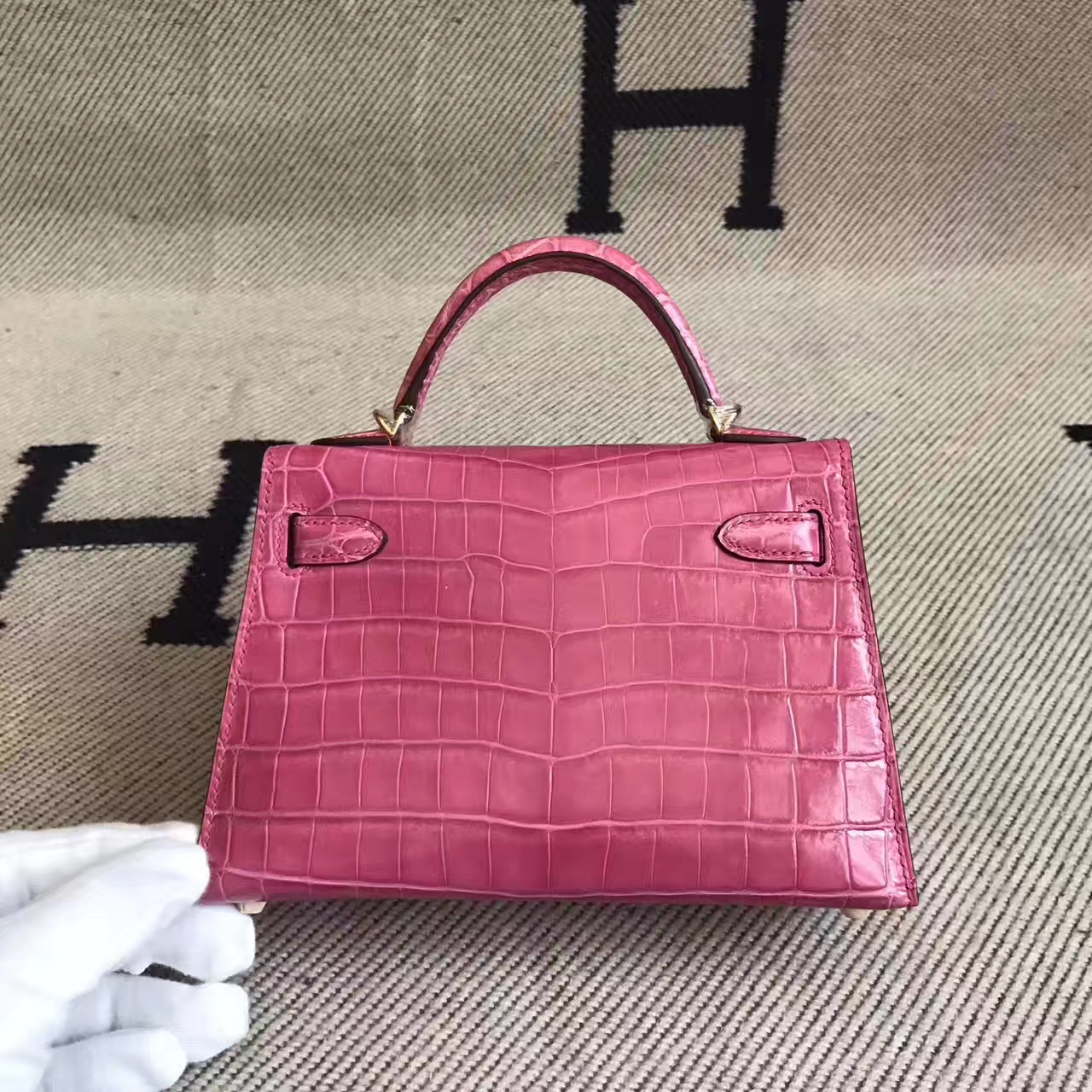 Cheap Hermes Minikelly-2 Clutch Bag in 5E Hot Pink Crocodile Shiny Leather