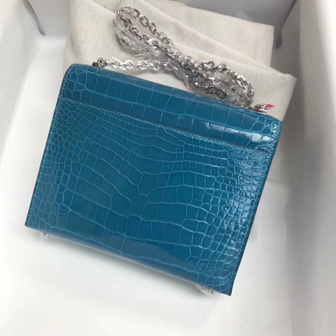 Fashion Hermes Shiny Crocodile Leather Verrou17cm Bag in 7W Blue Izmir Silver Hardware