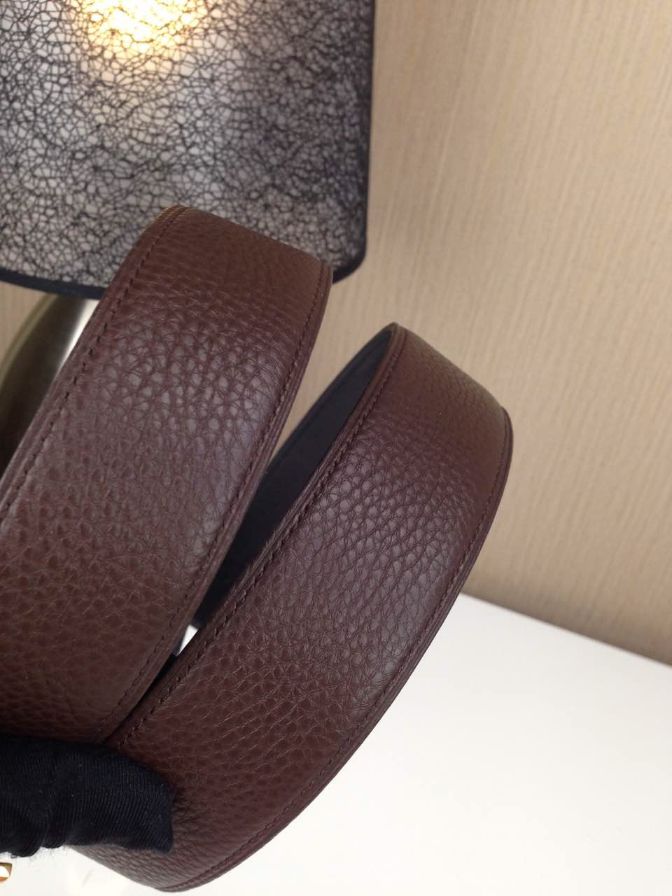 Hermes Litchi grain Coffee and black H buckle 3.8CM wide