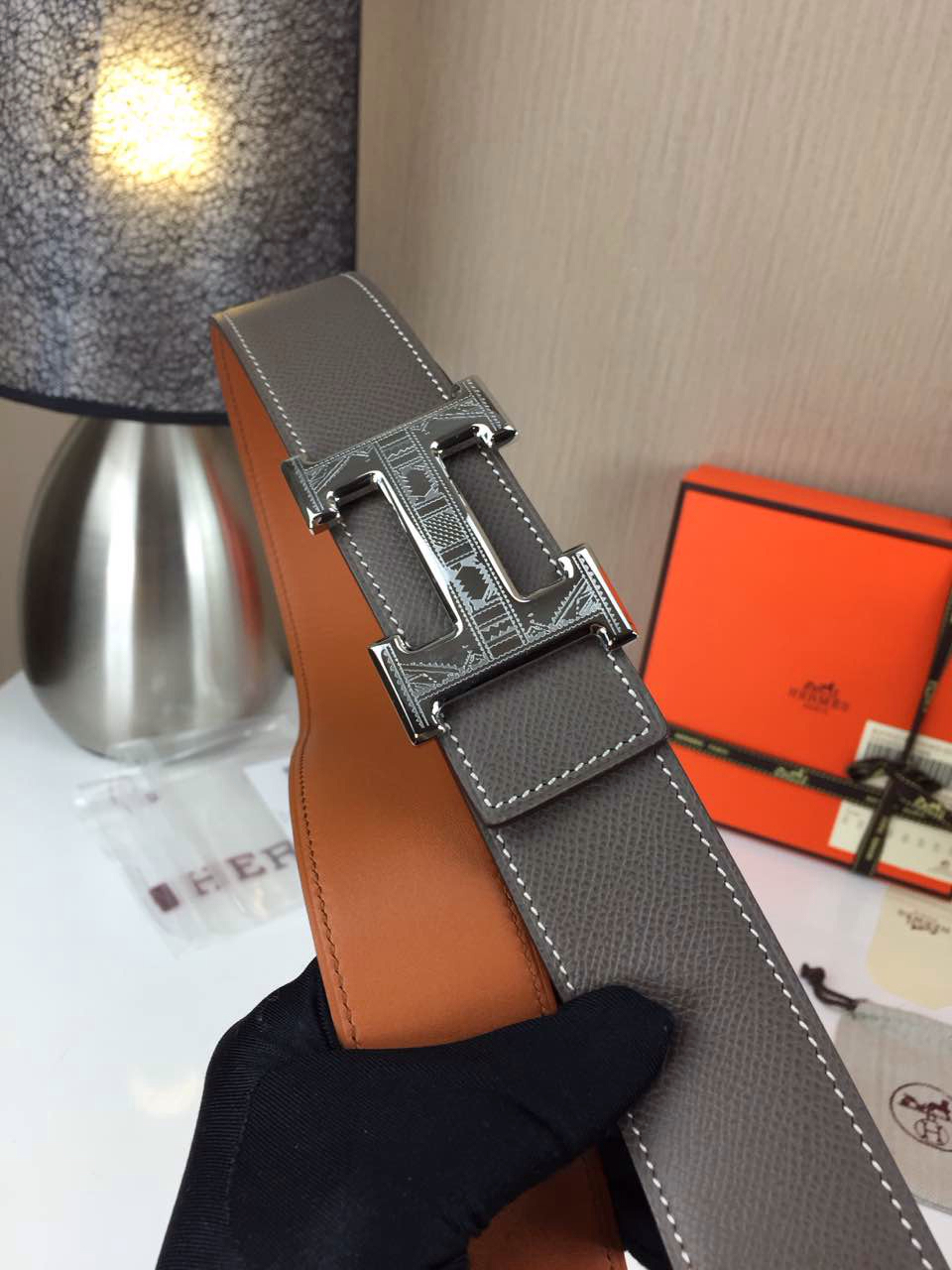 Hermes Men’s Carved buckle Khaki and grey 3.8CM wide