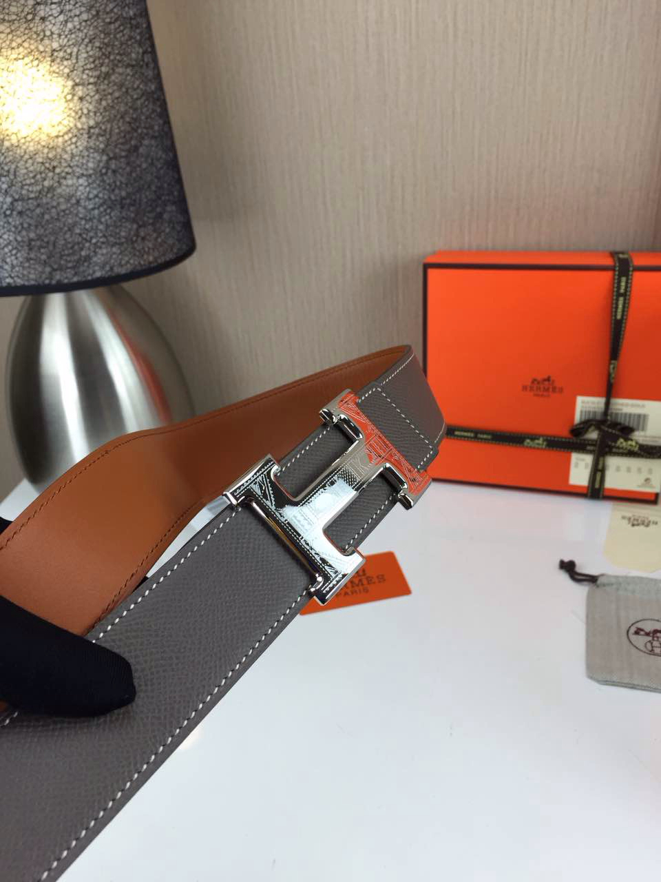 Hermes Men’s Carved buckle Khaki and grey 3.8CM wide