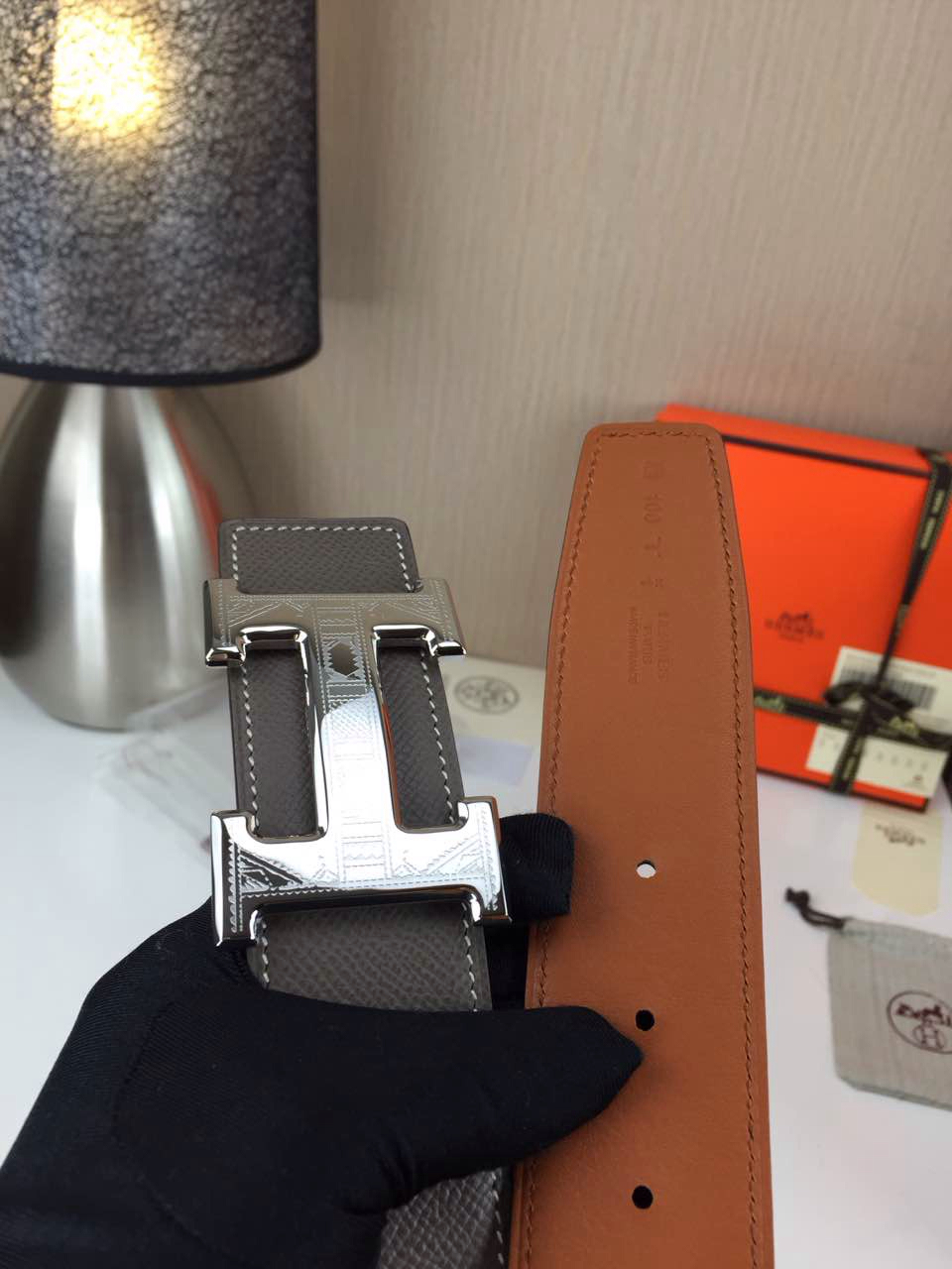 Hermes Men’s Carved buckle Khaki and grey 3.8CM wide