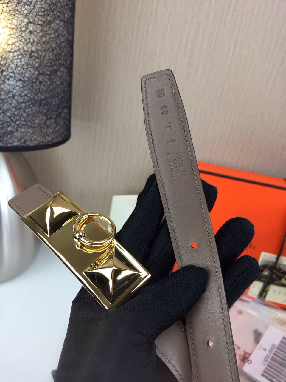 Hermes Women’s Trunk buckle Palm prints with red and Plain with grey 2.5CM