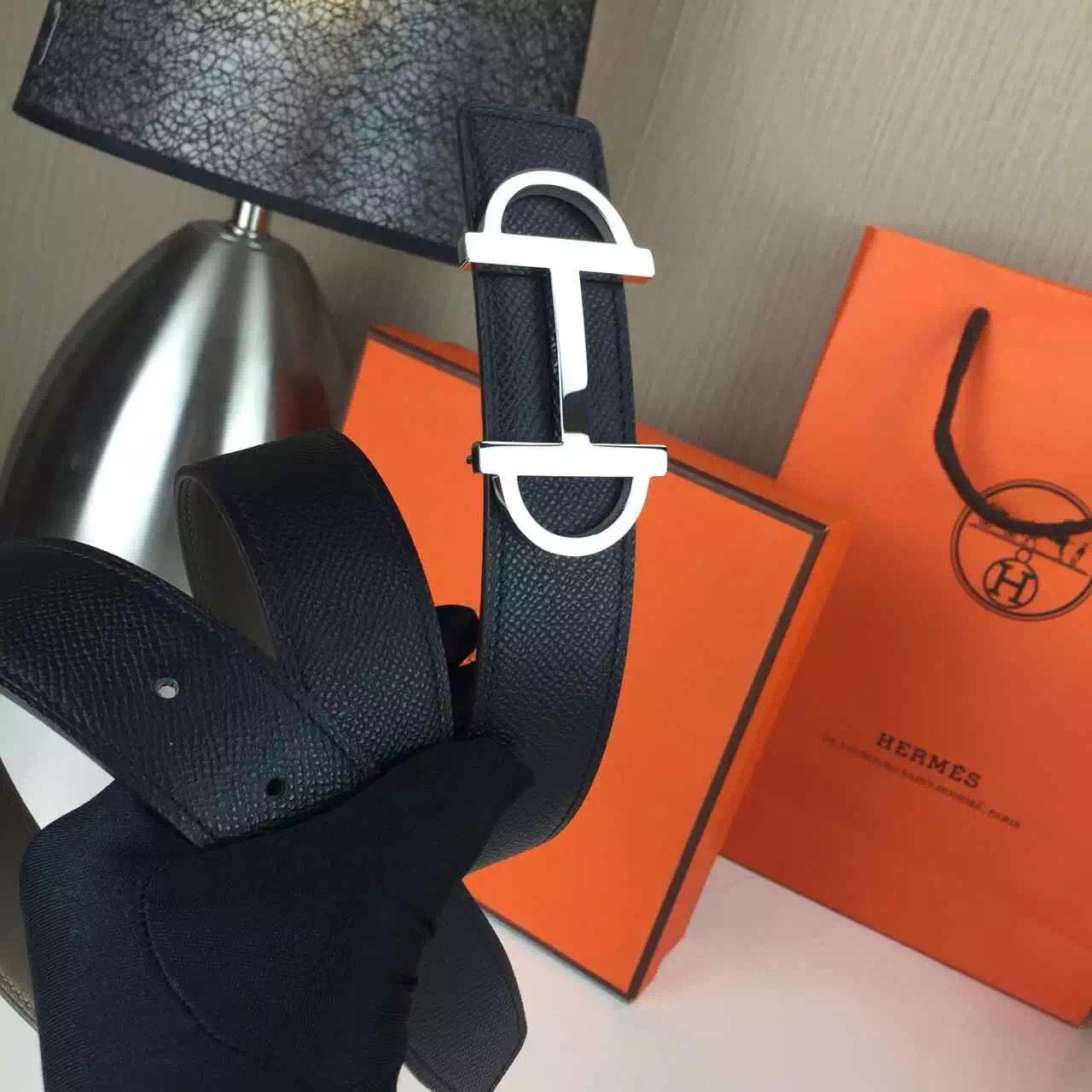 Hermes belt source Fashion style Black palm print