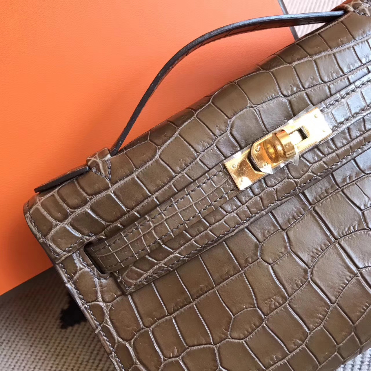 New Arrival Hermes Dark Coffee Matt Crocodile Leather Minikelly22cm Bag