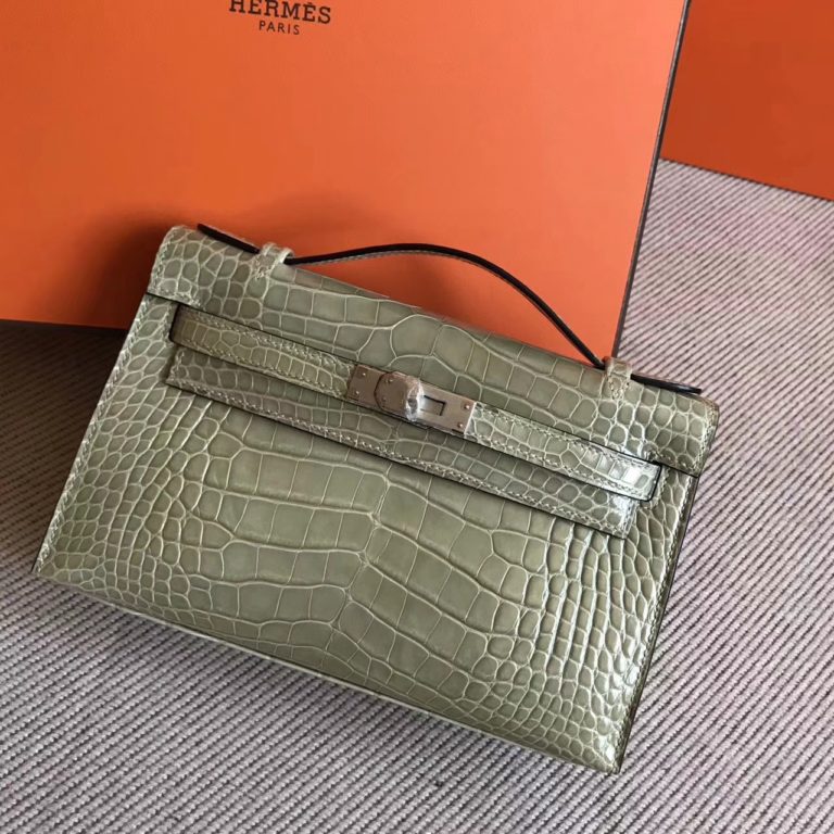 Hermes Shiny Crocodile Leather Minikelly 22cm in CK81 Gris Tourterelle