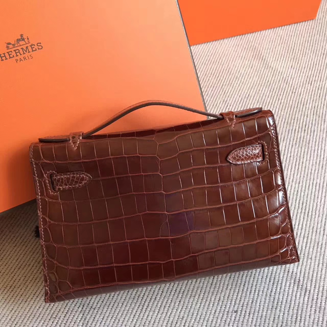 Discount Hermes Brown Shiny Crocodile Leather Minikelly Pochette 22CM