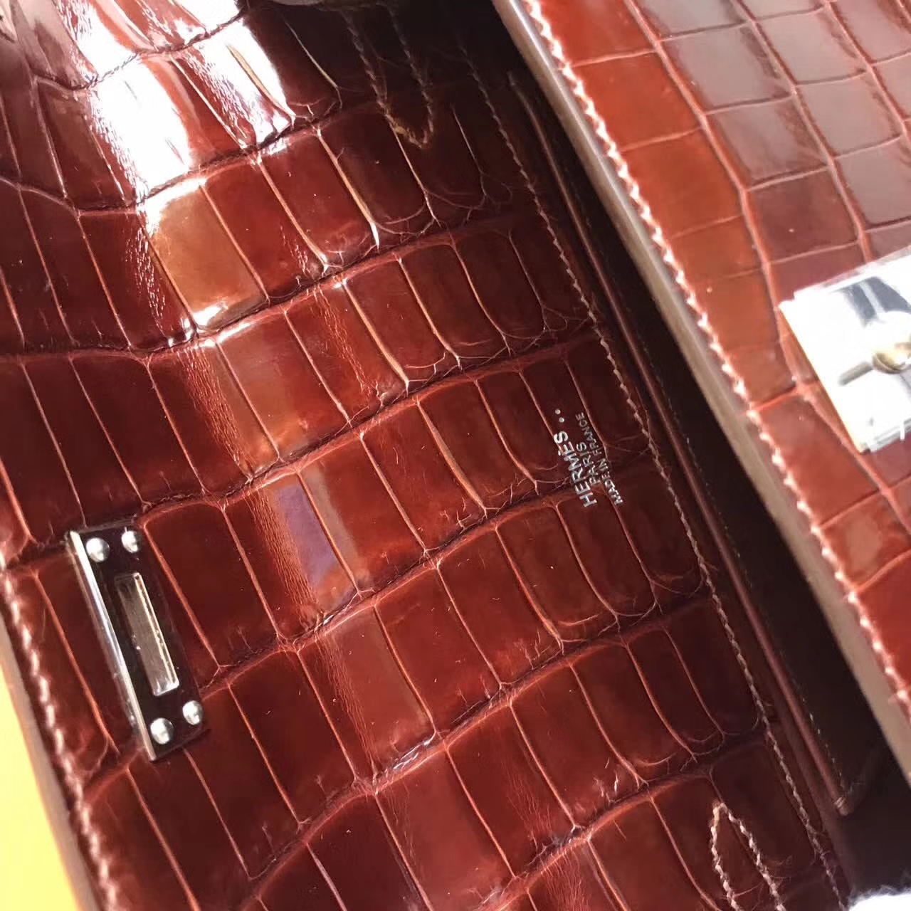 Discount Hermes Brown Shiny Crocodile Leather Minikelly Pochette 22CM