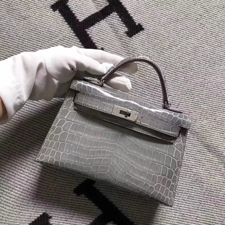 Hermes Minikelly-2 Clutch Bag in CK81 Gris Tourterelle Crocodile Leather