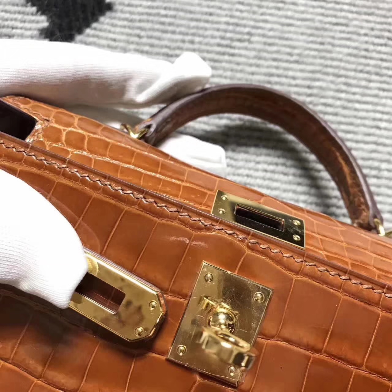 Fashion Hermes Amber Crocodile Shiny Leather Minikelly-2 Clutch Handbag