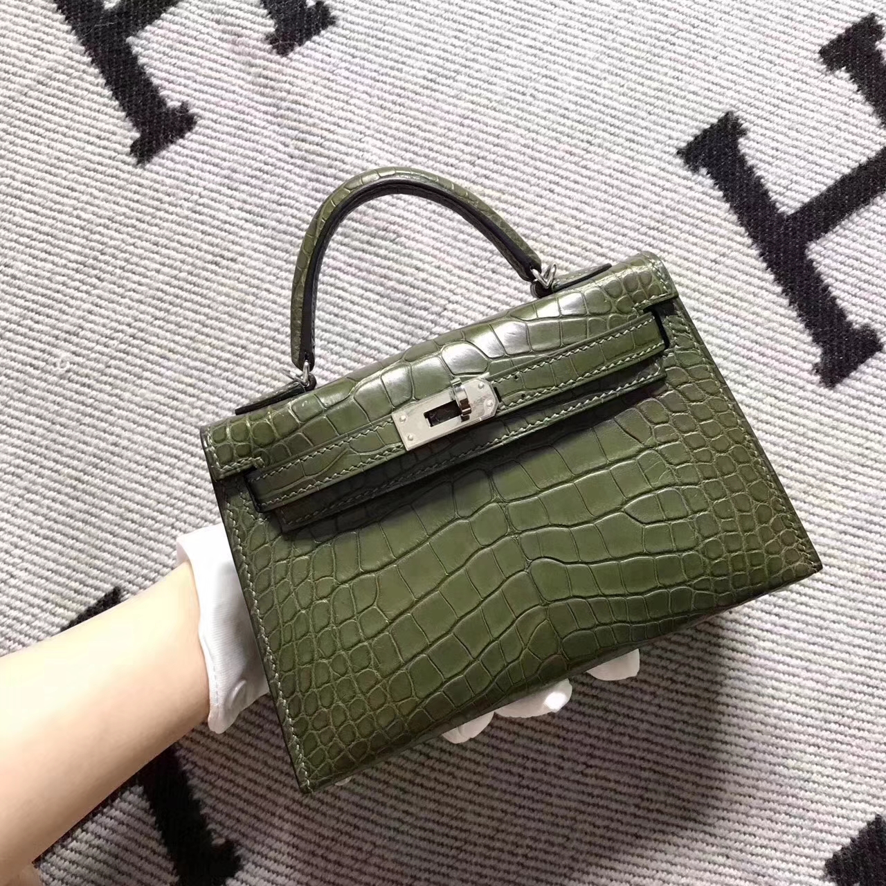 Hand Stitching Hermes Olive Green Crocodile Shiny Leather Minikelly-2 Clutch Bag