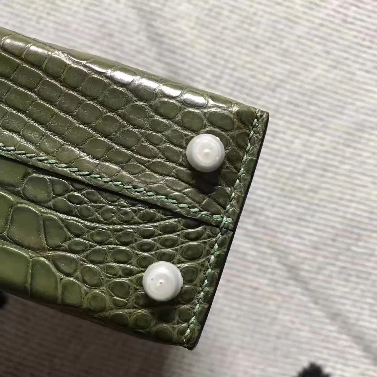 Hand Stitching Hermes Olive Green Crocodile Shiny Leather Minikelly-2 Clutch Bag