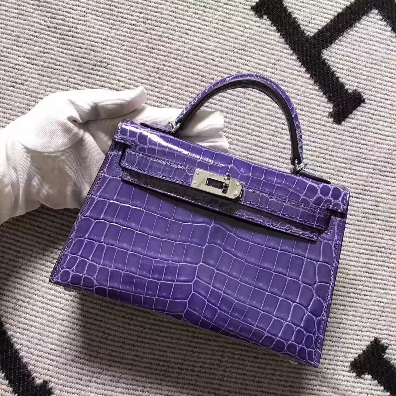 New Pretty Hermes Lavender Purple Crocodile Shiny Leather Minikelly-2 Clutch Bag