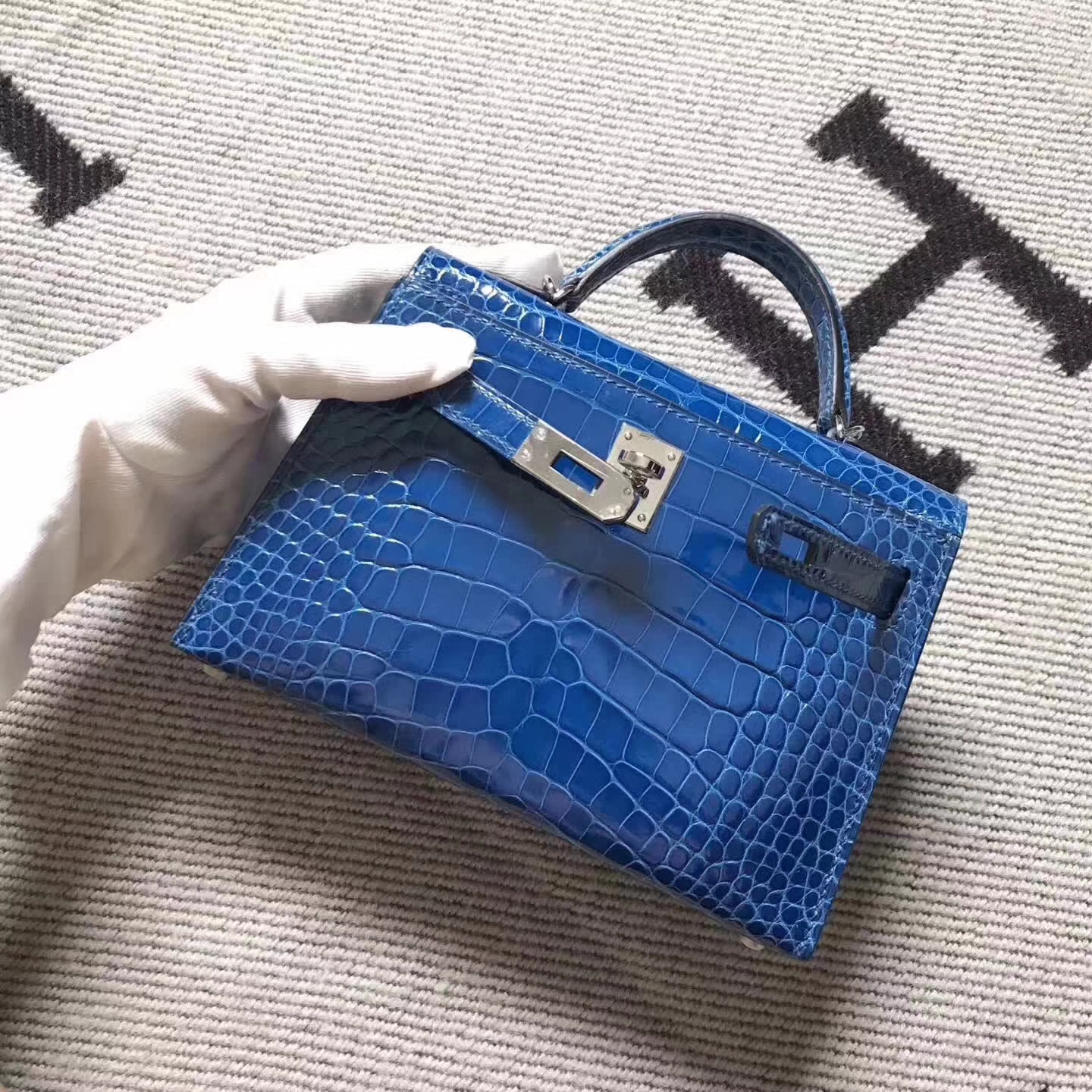 Noble Hermes Blue Crocodile Shiny Leather Minikelly-2 Clutch Bag