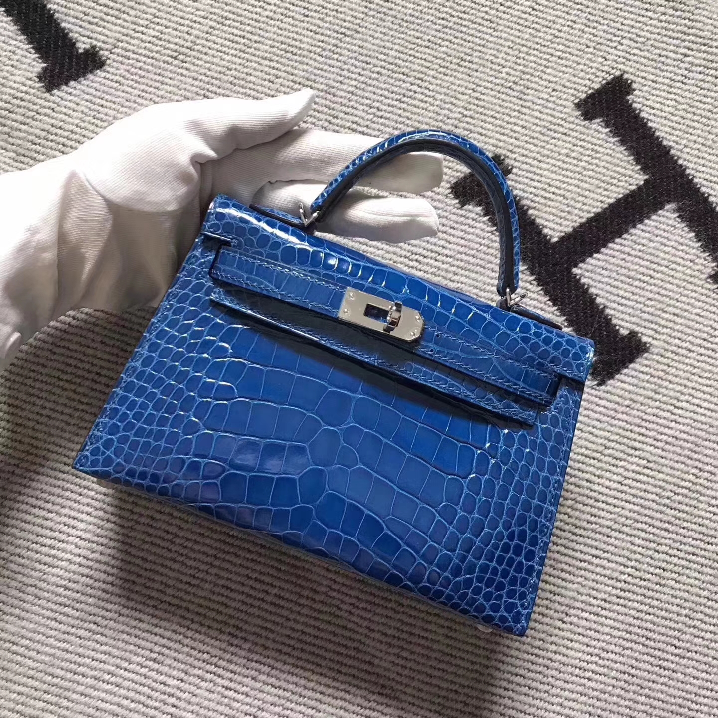 Noble Hermes Blue Crocodile Shiny Leather Minikelly-2 Clutch Bag