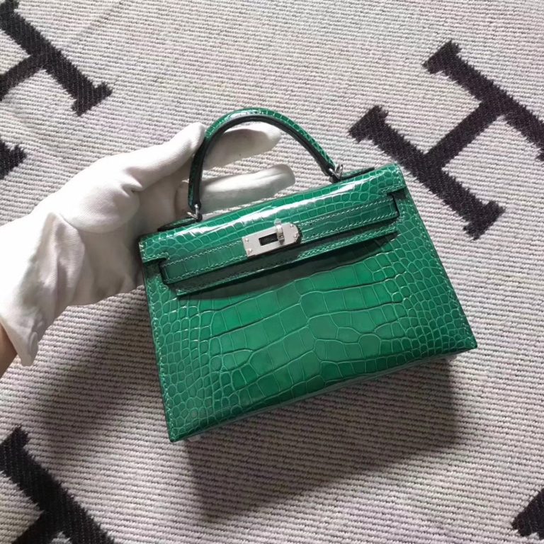 Hermes Vert Tipien Crocodile Shiny Leather Minikelly-2 Clutch Bag