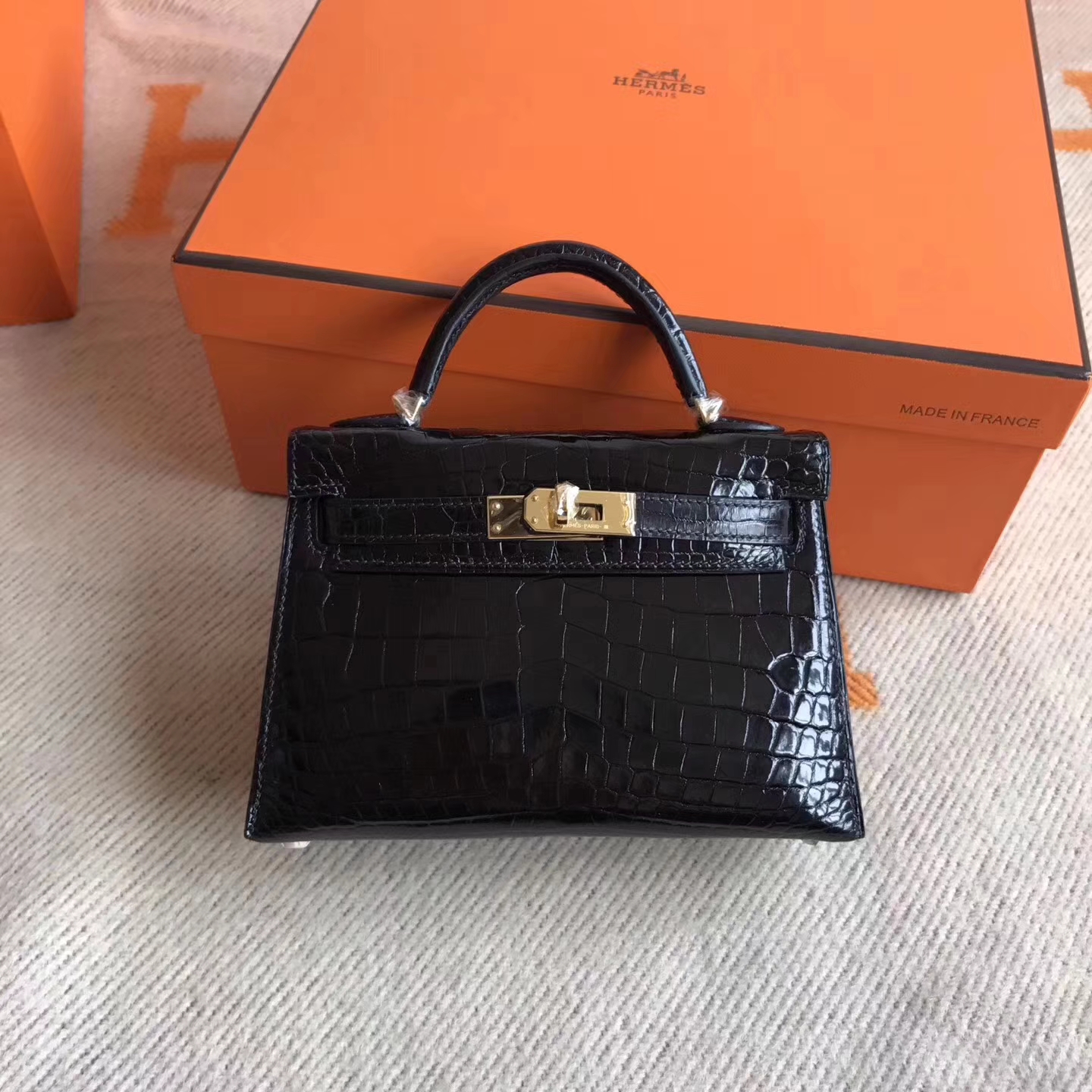 Sale Hermes Crocodile Shiny Leather Minikelly-2 Clutch Bag in  CK89 Black
