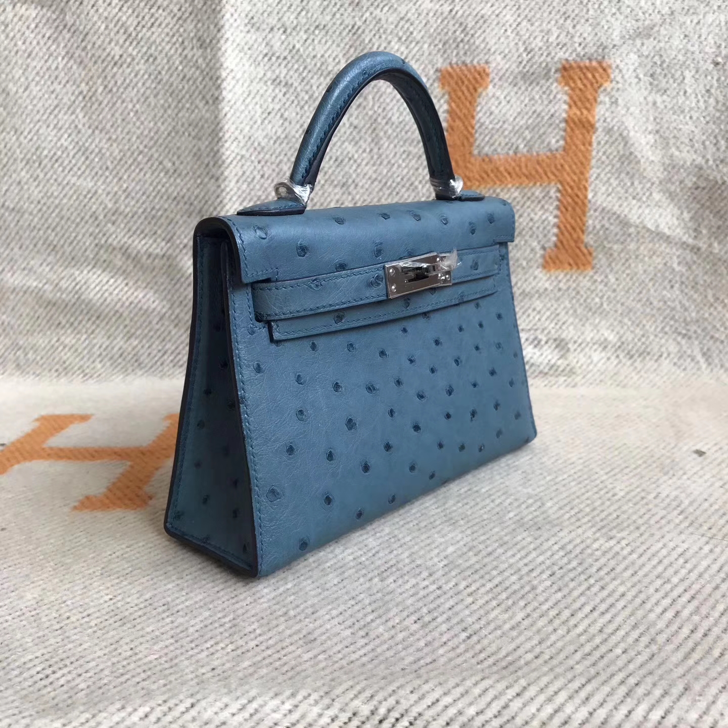 Sale Hermes Coral Blue Ostrich Leather Minikelly-2 Evening Bag19cm Silver Hardware